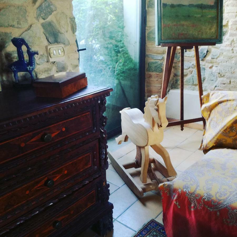 Agriturismo Podere Il Fornacino Санта-Луче Екстер'єр фото